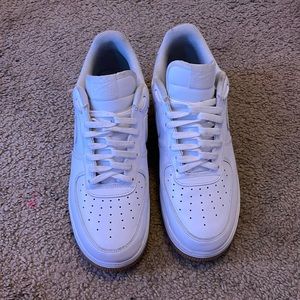 mens 10.5 air forces